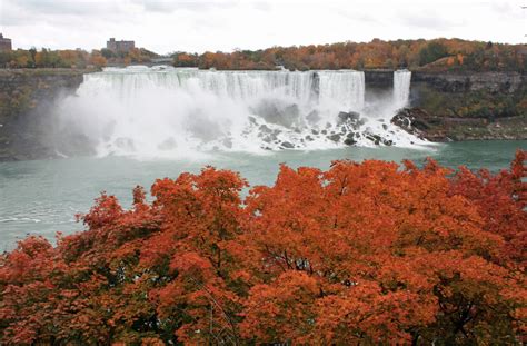 fall foliage at niagara falls|niagara falls canada fall.